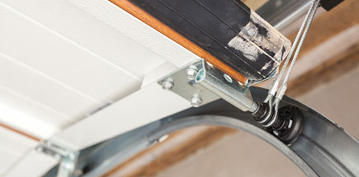 Off tracks garage door Woodbridge Township